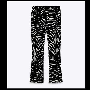 ZARA MINI FLAIR ANIMAL PRINT PANTS